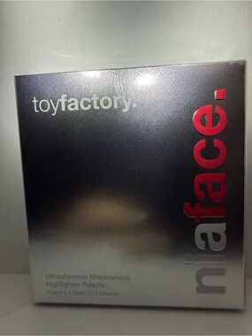 toyfactory niaface Highlighting Palette - Metallic Silver & Red
